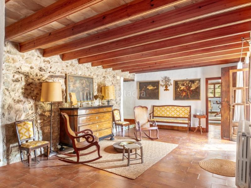 Foto bc2f7d75-d6ba-4ec4-9e8f-5348a772fe54. Masia amb calefacció aparcament piscina a Selva