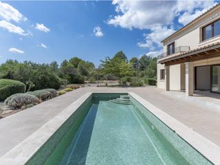 Masia a Algaida. Exclusiva villa mediterránea con vistas panorámicas y privacidad