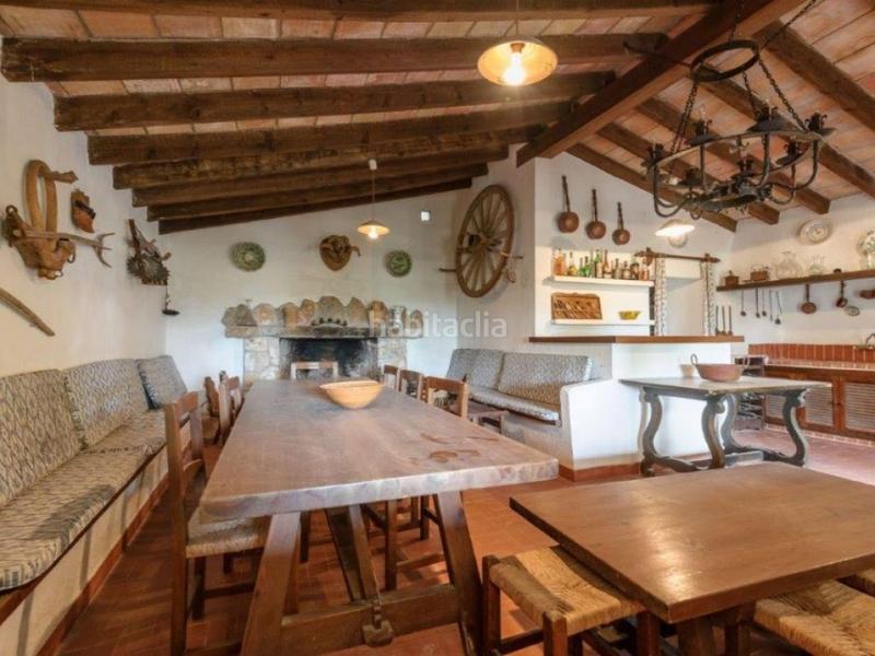 Foto 52d6f733-932c-467e-951c-5b2ec78c9e6c. Masia amb aparcament piscina a Pollença poble Pollença