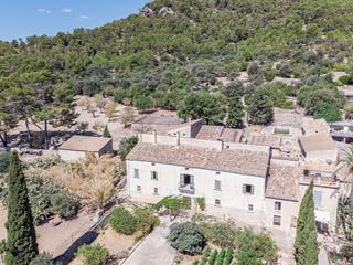 Country house in Binissalem. Casa señorial en binissalem con vistas fantásticas a la sierra d
