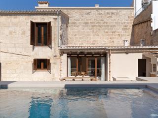 Casa a Muro. Casa pareada historica completamente reformada con piscina en mu