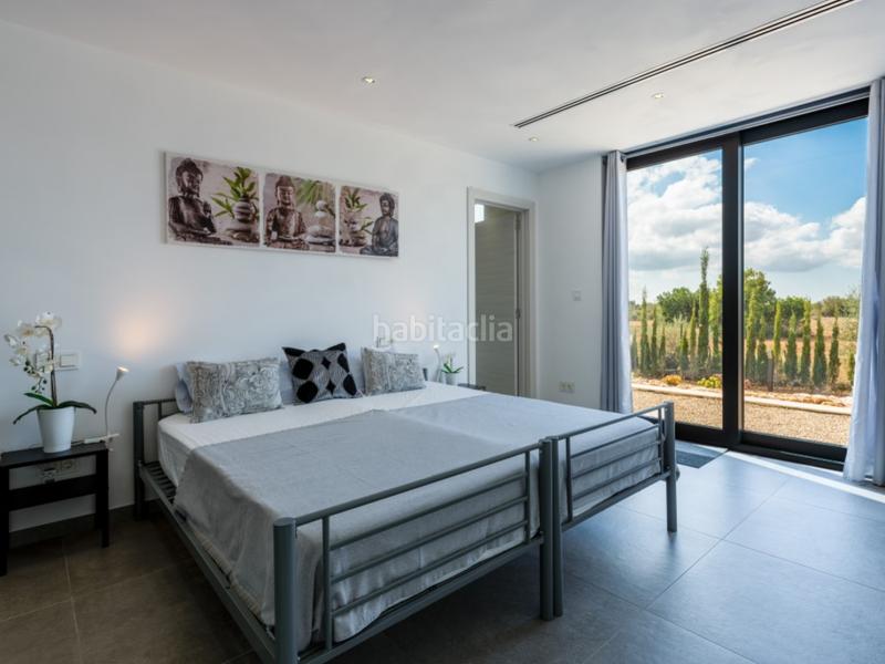 Foto b465436c-7416-4791-8a2b-20d549991991. Masía moderna casa de campo de nueva construcción con piscina en Llucmajor