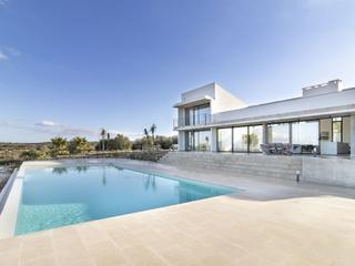Mas à Montuïri. Moderna finca de reciente construcción con vistas panorámicas, p
