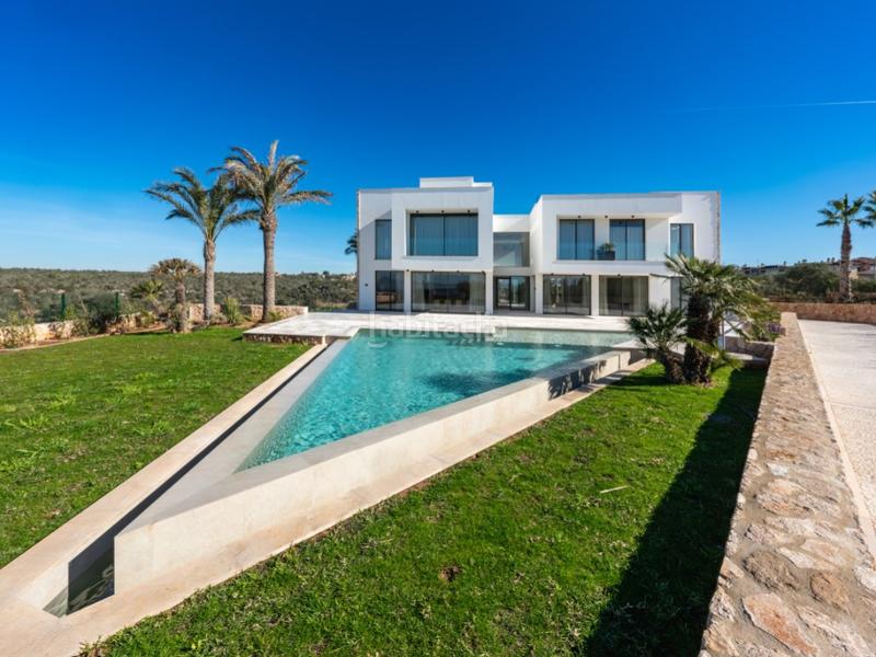 Foto c7e9dcb2-bc35-45b7-9c93-ad0abc39a4c5. House with parking pool in Son Gual Palma de Mallorca