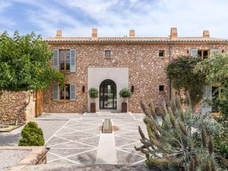 Masia a Santa Mara del Cam. Casa de campo con permiso de alquiler vacacional y viedo propio