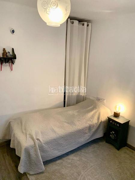 Foto c6315f0c-f3de-4172-a108-1d1d61d4e245. Casa pareada casa en venta en Besòs - Maresme Barcelona