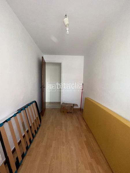 Foto 0c074a28-23ab-45bc-99fd-2649c02cd943. Piso  en venta en Besòs - Maresme Barcelona