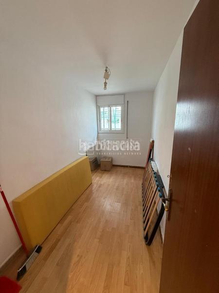 Foto 3155181b-24ca-435c-8ed7-c8136105d6f0. Piso  en venta en Besòs - Maresme Barcelona