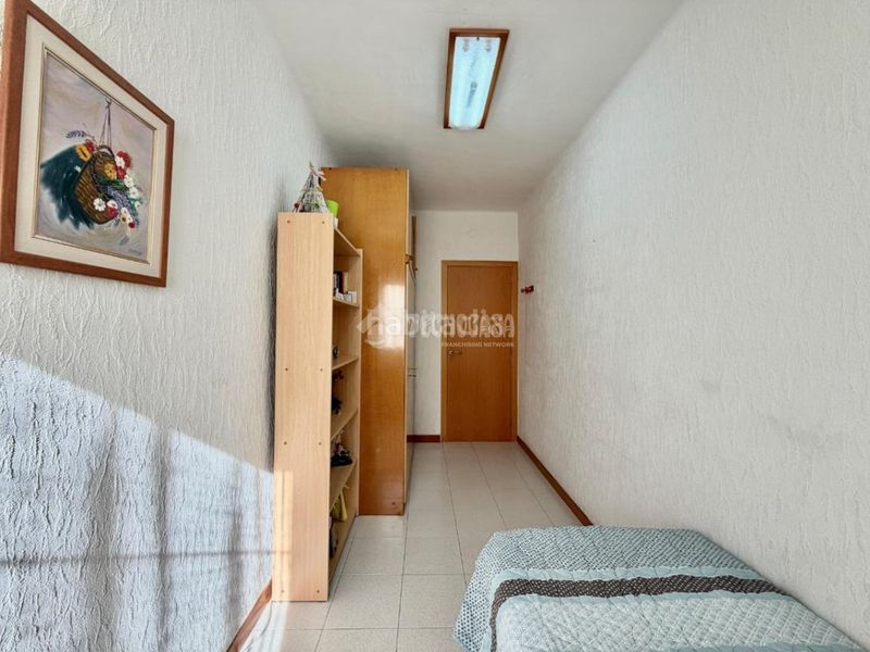 Foto aefc1bba-2547-4438-8716-c43a0107daed. Casa aparellada a Besòs - Maresme Barcelona