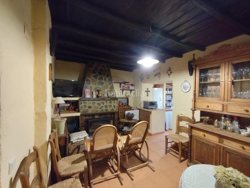 Foto d0d8a4f5-3625-45e5-bd0c-56fbede0e9e5. Casa amb piscina a Castillo de las Guardas (El)