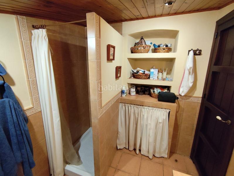 Foto f15402c6-8921-476c-a3cf-cafb251adcc0. Casa amb piscina a Castillo de las Guardas (El)