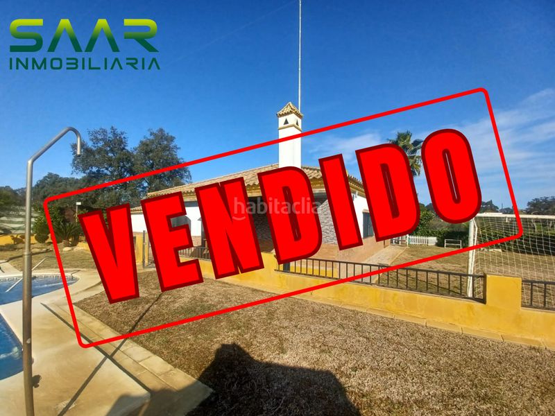 Foto 54f83686-be7f-438d-9f72-f960392246c2. Casa amb piscina a Castilblanco de los Arroyos