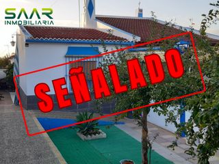 Casa in Castilblanco de los Arroyos. Chalet en urb. la colina, castilblanco de los arroyos