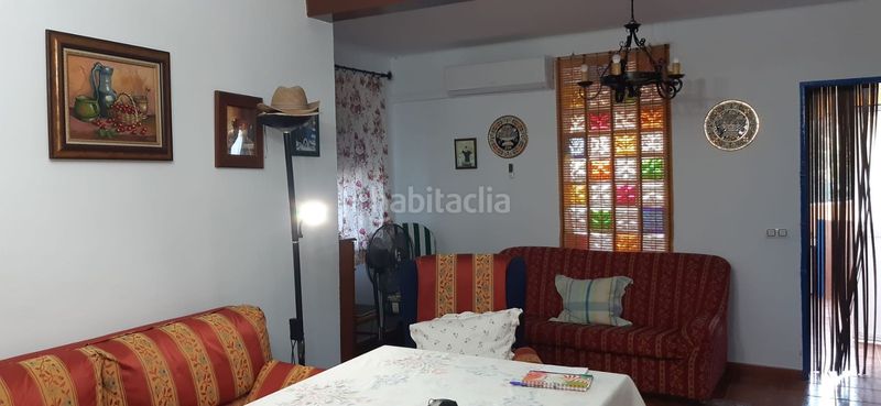 Foto e029eeeb-4c42-48ae-bd57-7d553e1a9f65. Casa a Castilblanco de los Arroyos