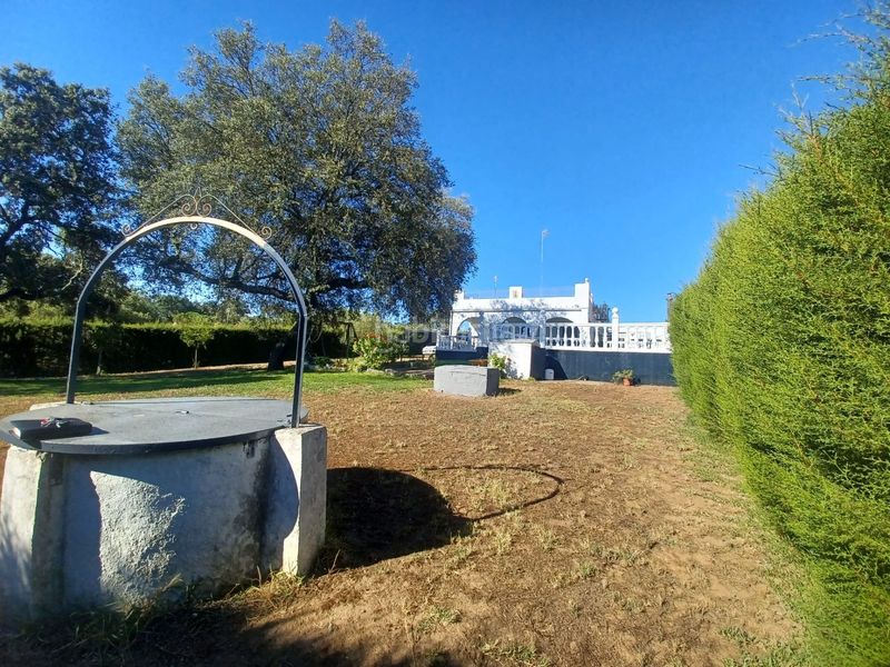 Foto 50dfe246-2b05-4f3c-b849-d8db184ea202. Haus mit pool in Castilblanco de los Arroyos