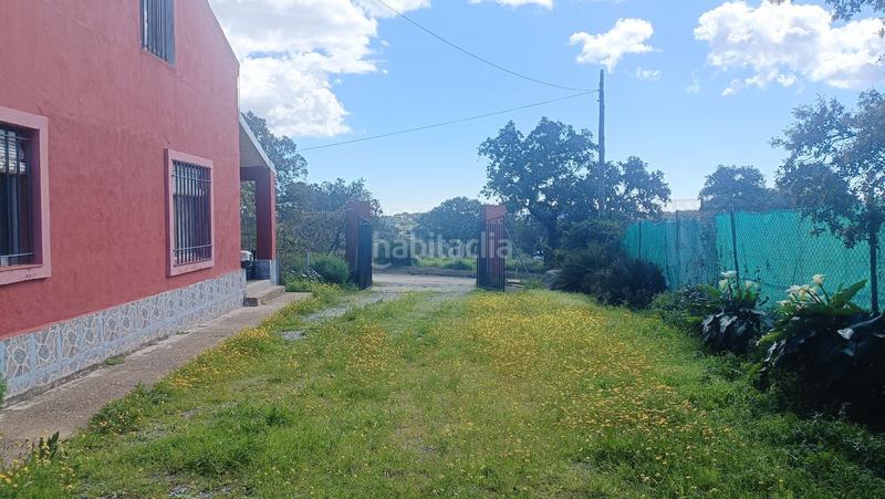 Foto da64adfe-bd56-4b59-a7c6-52533c551208. Casa amb piscina a Castilblanco de los Arroyos