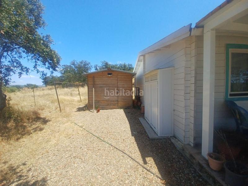 Foto 6ffac07a-abfe-41f7-9fa2-d8f8c7305b14. Casa amb piscina a Castilblanco de los Arroyos