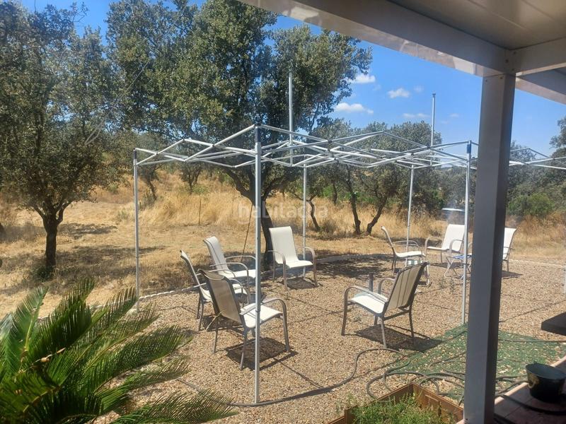 Foto 8d62fdb7-425e-4d45-87c8-4cedd87ac718. Casa amb piscina a Castilblanco de los Arroyos