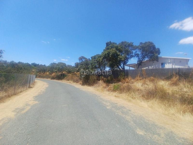 Foto cb8bee5b-ea9a-470e-84aa-63db8dfaf3e9. Casa amb piscina a Castilblanco de los Arroyos