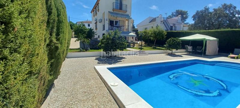 Foto 44783fc6-96c5-4fcd-9475-596cd15c9df1. Casa chalet independiente en urbanización la colina, en Castilblanco de los Arroyos