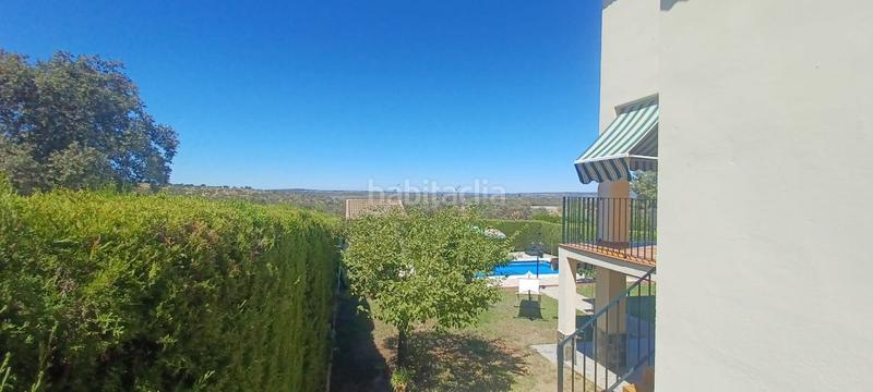 Foto 74b5ad70-6781-4f05-b74c-658dfdaaaf6b. Casa chalet independiente en urbanización la colina, en Castilblanco de los Arroyos