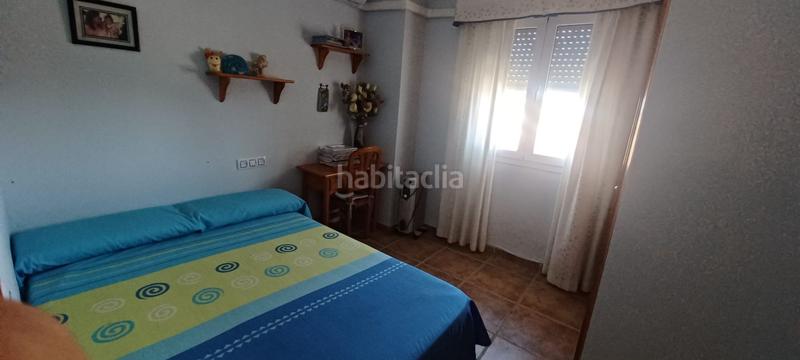 Foto c376d78f-e908-44f4-bfc9-cd77b668947c. Casa chalet independiente en urbanización la colina, en Castilblanco de los Arroyos