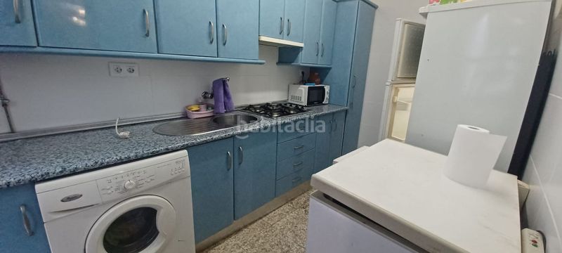 Foto 7ff23551-8a74-4570-9a18-f54b16610500. Casa adossada a Castilblanco de los Arroyos