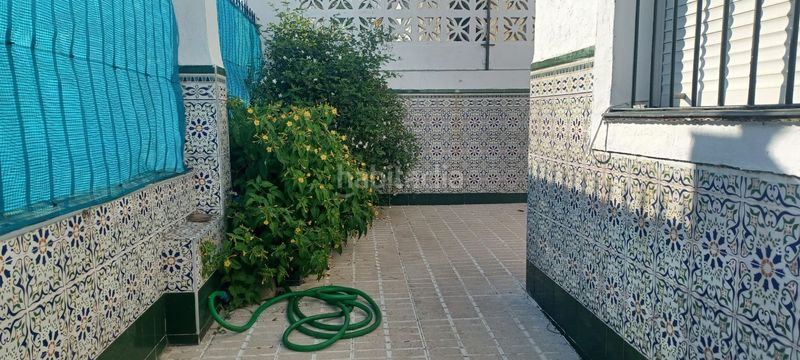 Foto b295a130-a551-4939-aef6-638383e306a7. Casa adossada a Castilblanco de los Arroyos