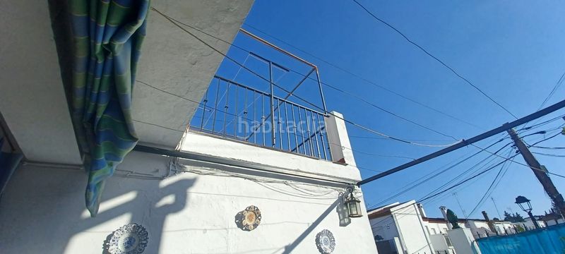 Foto b2d54066-fcc6-428d-924a-3e023d959900. Casa adossada a Castilblanco de los Arroyos