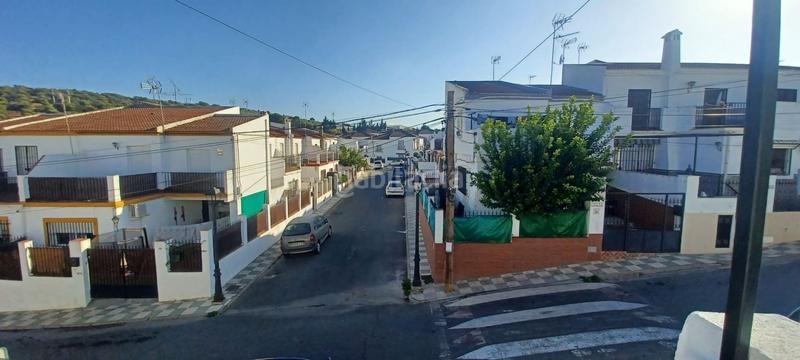 Foto d240e756-acb0-414e-8946-c05f15fd9227. Semi detached house in Castilblanco de los Arroyos