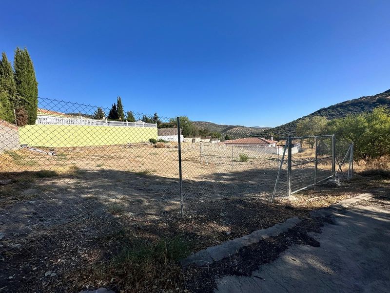 Foto 6900dd66-a0d1-4166-9989-4b947486dbc8. Terreny residencial a Íllora