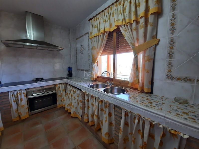 Foto a53f962a-f274-49e7-8bbc-bd879739b39e. Casa a Moclín