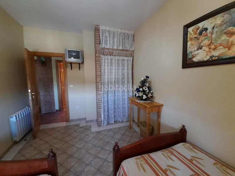 Foto c8d81cef-2e9a-4bc6-be41-d035de942194. Casa a Moclín