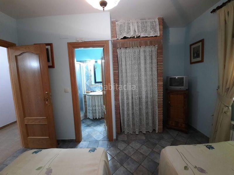 Foto d5a9aa68-8a56-4f33-b68a-14c3d8d9dfc3. Casa a Moclín