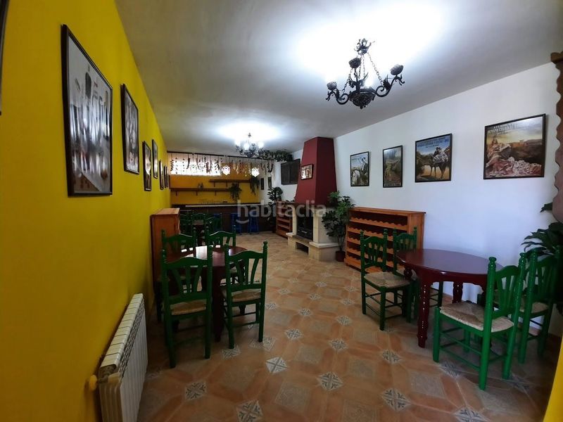 Foto f62358d2-fde4-48c0-a372-d78cc90cbca6. Casa a Moclín