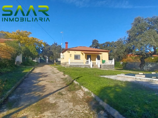 Casa a Castilblanco de los Arroyos. Chalet en urbanización sierra norte, castilblanco de los arroyos