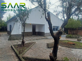 Casa a Castilblanco de los Arroyos. Chalet en urbanización la colina, castilblanco de los arroyos se