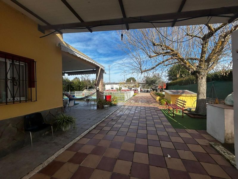 Foto acb4be22-3427-4fcf-9e32-1da362d690ba. Maison dans Atarfe