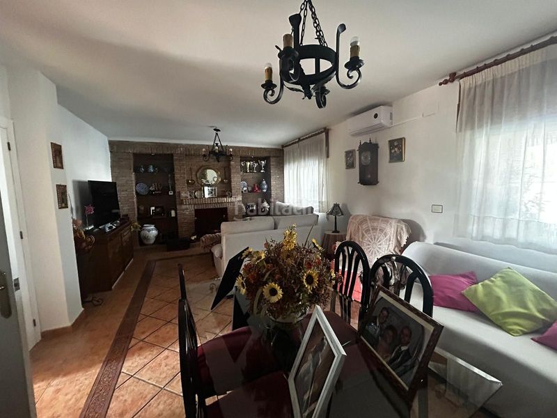 Foto b5623b8d-e74b-4b76-a3a9-113ab71ff2a3. Maison dans Atarfe