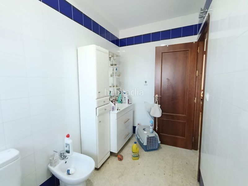 Foto 4d811e5f-5f3c-4334-9cc1-df372fb73ccc. Casa adossada a Alcalá del Río