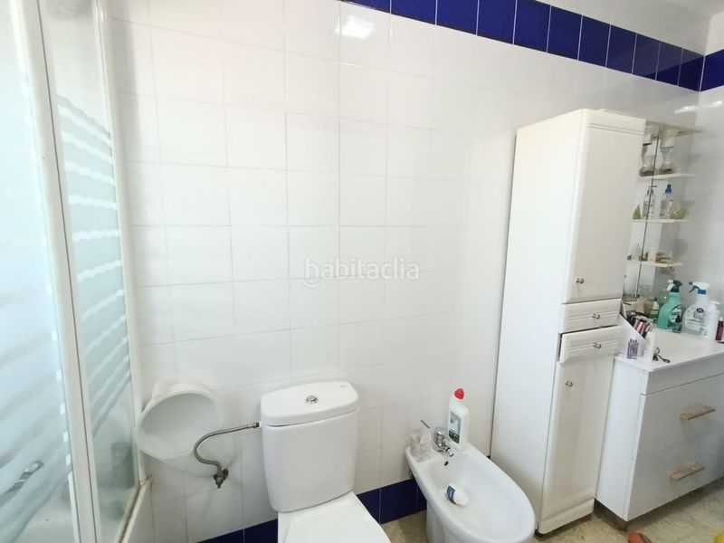 Foto ec8074a3-d4d7-4387-b222-67c5d062b624. Casa adossada a Alcalá del Río