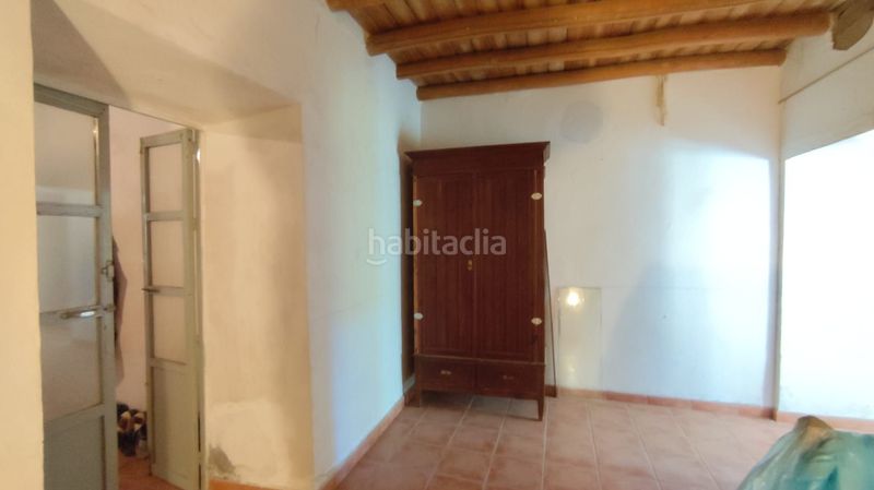 Foto 5169a254-78e4-4238-a834-e7360a41b1fd. Masia a Castillo de las Guardas (El)