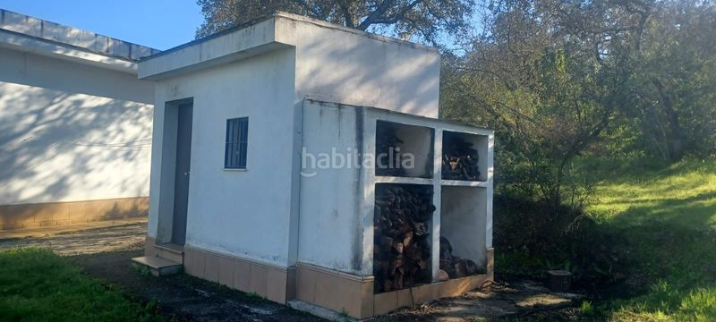 Foto 1f7c0c6e-7341-4f74-b3fd-35d548b35c9e. Casa amb piscina a Castilblanco de los Arroyos