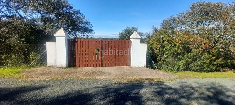 Foto 81e4aae3-1c1d-4514-bba5-db3b789079ec. Casa amb piscina a Castilblanco de los Arroyos