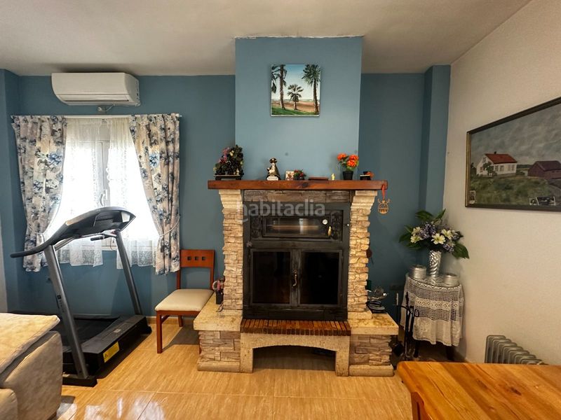 Foto cce0c689-9df4-4405-a1e2-a7976c36e230. Casa con piscina in Atarfe