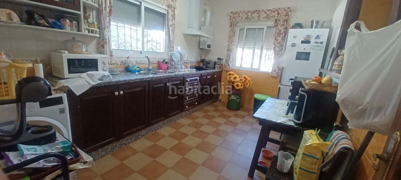 Foto 09c99a4a-aa8b-4285-a3da-d2333bfb28c3. Casa se vende chalet urb. la colina. sevilla en Castilblanco de los Arroyos