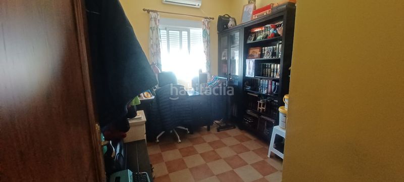 Foto 9b498f6e-2544-4743-9494-7bfd903ec8f8. Casa se vende chalet urb. la colina. sevilla en Castilblanco de los Arroyos