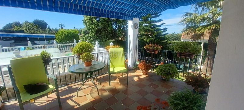 Foto b69ff7ee-ea6a-49e5-b339-262c445d1ce9. Casa se vende chalet urb. la colina. sevilla en Castilblanco de los Arroyos