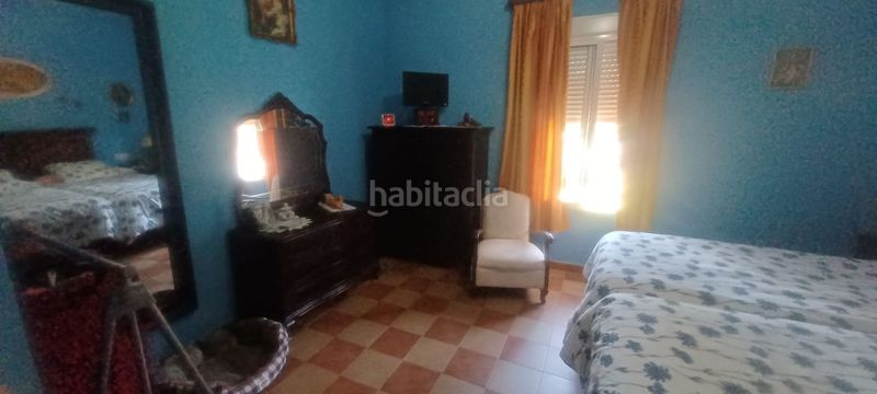 Foto bd92641a-720b-4220-b5ed-bde0744f6763. Casa se vende chalet urb. la colina. sevilla en Castilblanco de los Arroyos