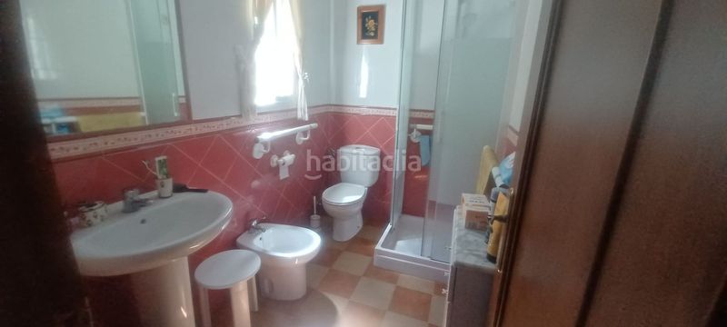 Foto ffaee789-360d-4731-a80c-bc5e62f773e9. Casa se vende chalet urb. la colina. sevilla en Castilblanco de los Arroyos